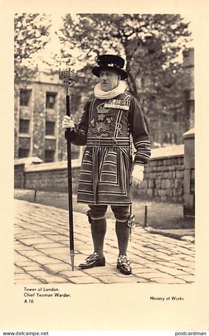 England - LONDON Tower of London Chief Yeoman Warder