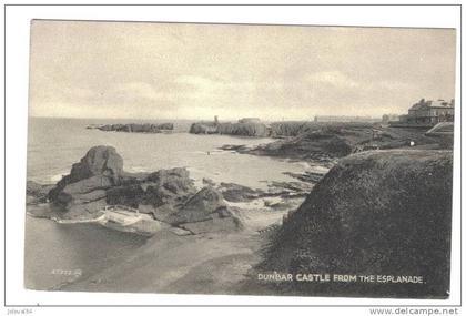 Ecosse - DUNBAR CASTLE from the Esplanade