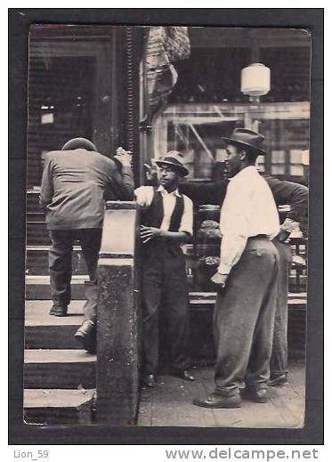 130198 / NEW YORK  IN THE FORTIES - HARLEM ARM-WRESTLER BY ANDREAS FEININGER 1984 - United States Etats-Unis USA