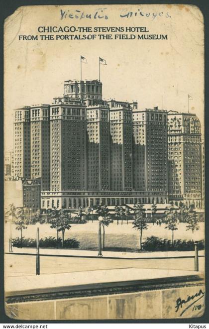 CHICAGO vintage postcard USA