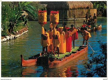 Etats Unis - Hawaï - hawaiian royalty on review at beautiful polynesian center - Folklore - Etat de Hawaï - Hawaï State