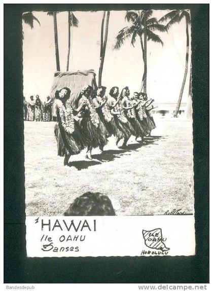 CPSM - Etats Unis - HAWAÏ  - Iles Oahu - Danses ( danseuse collier fleurs palmier en l'état)