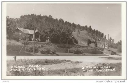 Rapid City SD South Dakota, Devine's Modern Court Motel Lodging, c1940s Vintage Real Photo Postcard