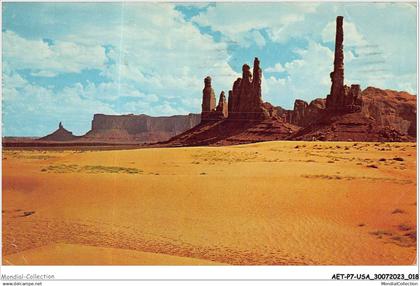 AETP7-USA-0531 - SEDONA - AZ - totem pole - monument valley