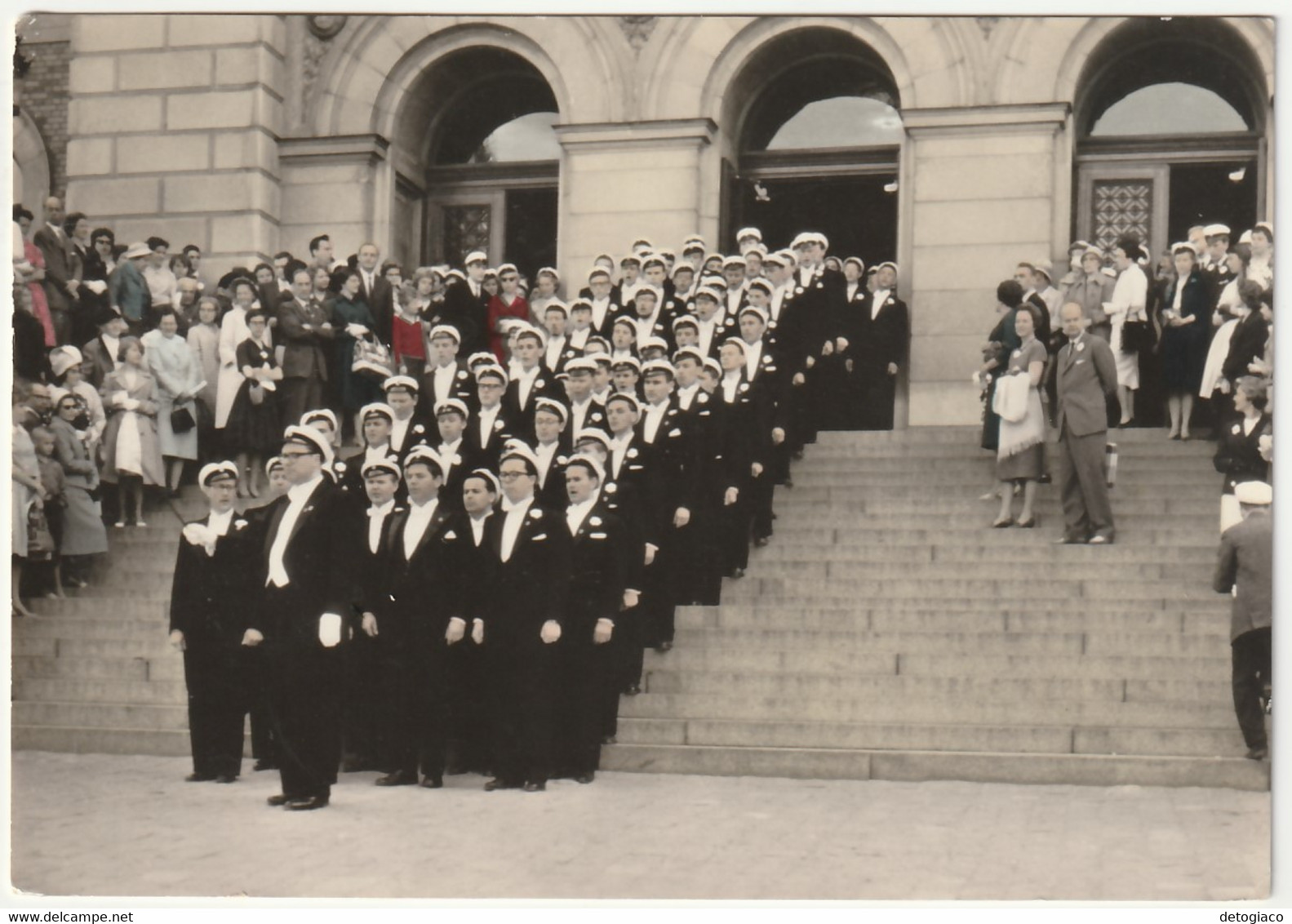 UPPSALA - SVEZIA - SWEIDEN - UPPSALASTUDENTERNAS VÅRFEST - TRAPPMARSCHEN - VIAGG. 1964 -53905-