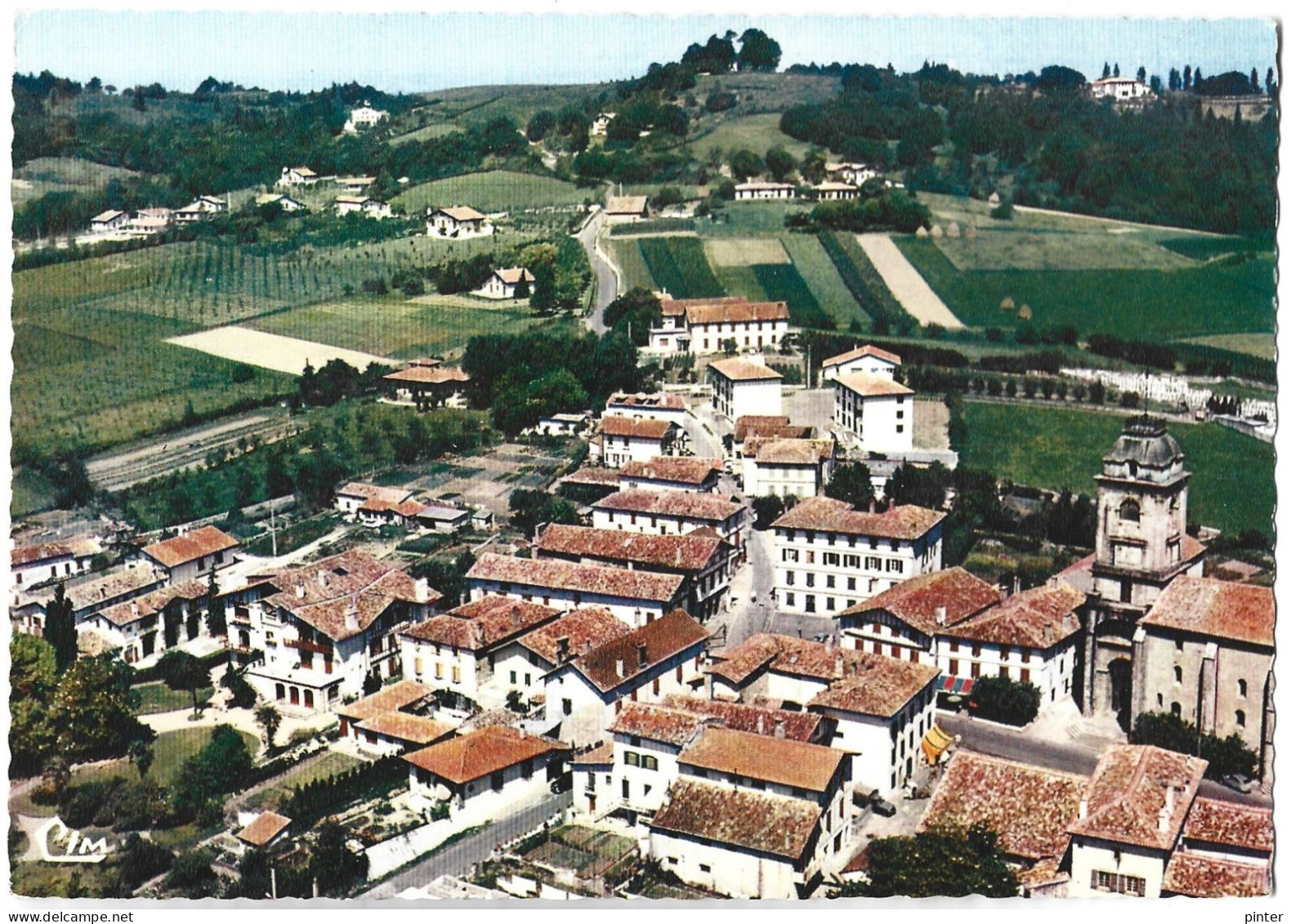 URRUGNE - Vue générale aérienne