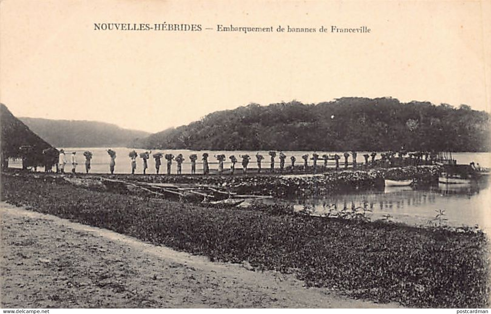 Vanuatu - New Hebrides - Banana boarding from Franceville - Publ. unknown