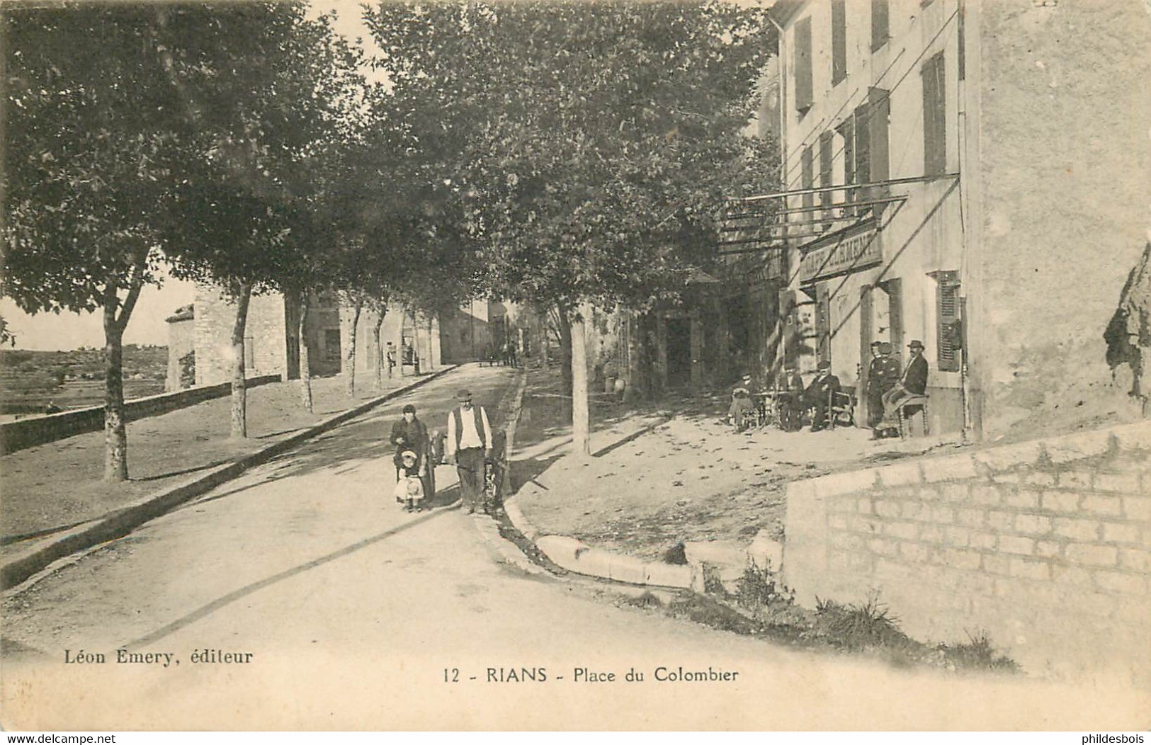 VAR  RIANS  avenue du colombier