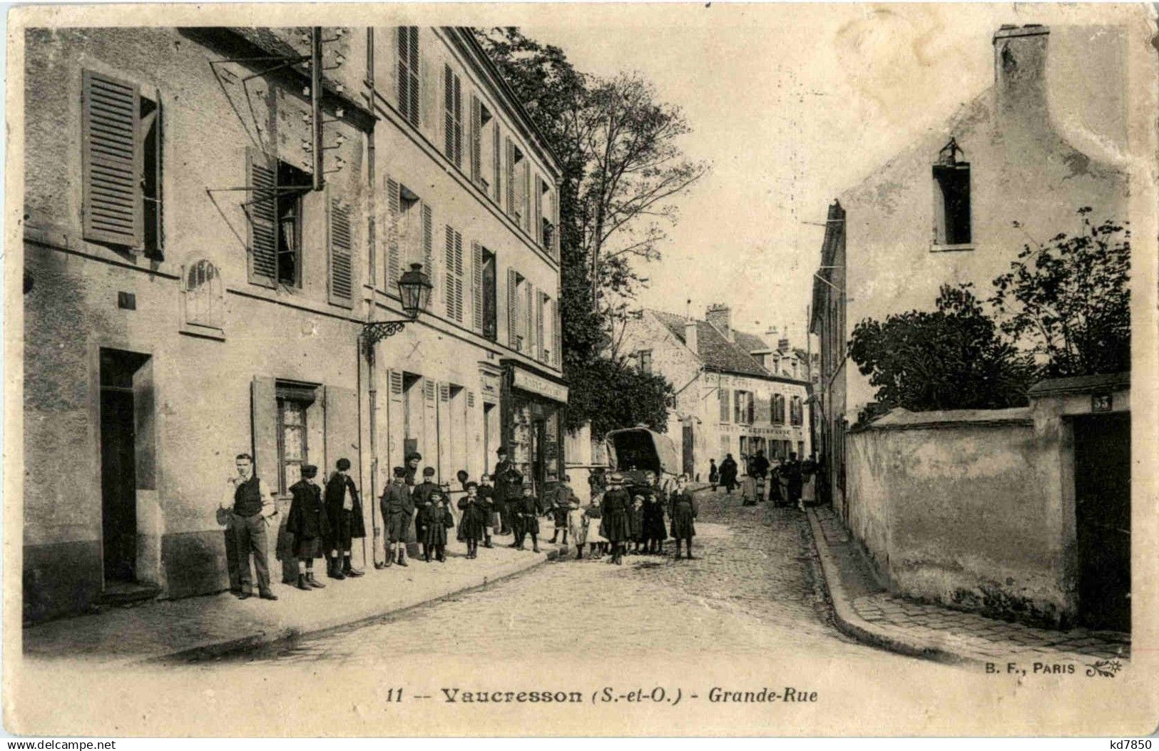 Vaucresson - Grande Rue