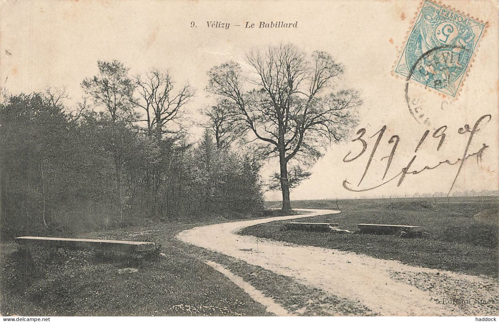 VELIZY : LE BABILLARD