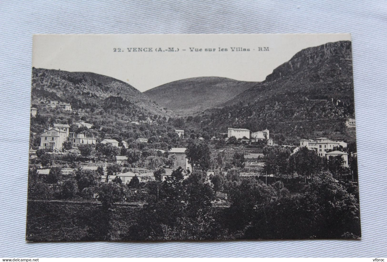 Vence, vue sur les villas, Alpes maritimes 06