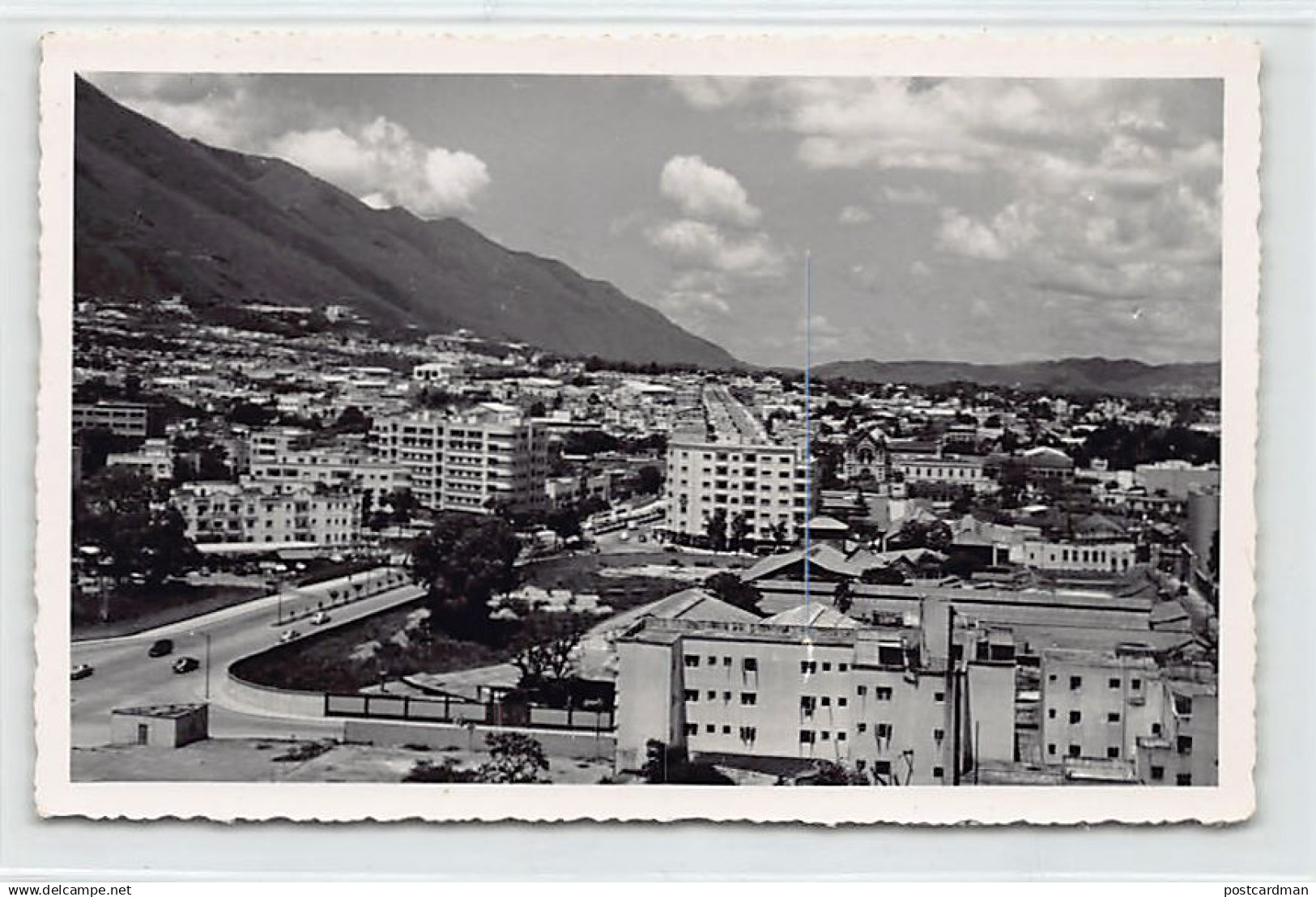 Venezuela - CARACAS - Aveida Andrés Bello - Ed. desconocido