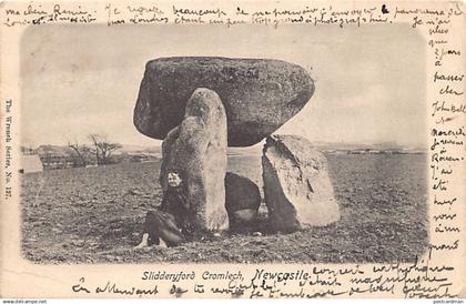 England - NEWCASTLE Slidderyford Cromlech