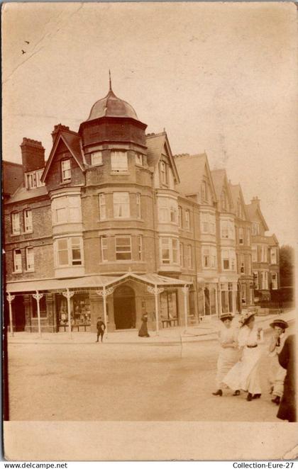 (15/10/24) PAYS DE GALLES-CPA LLANDRINDOD WELLS - CARTE PHOTO