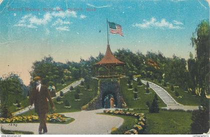 Postcard United States > MI - Michigan > Detroit Tunnel mound 1914