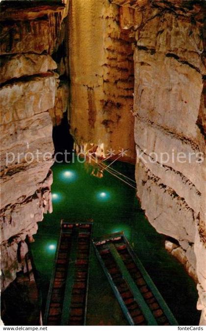 72974458 Mammoth_Cave Crystal Lake in Mammoth Cafe National Park