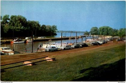 Louisville - Boat Harbor