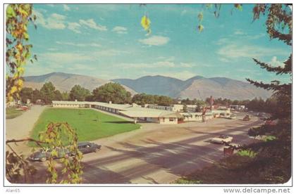 Missoula MT Montana, Travelers Treat Motel Lodging, Auto, c1950s Vintage Postcard