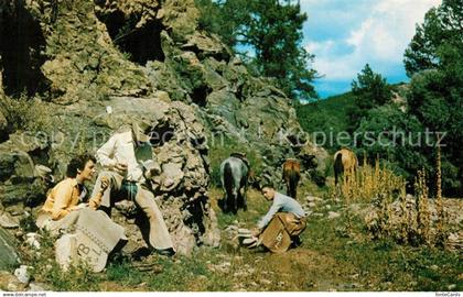 73123488 Albuquerque Western Trial Scene