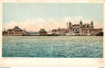 73955767 NEW_YORK_City_USA Ellis Island