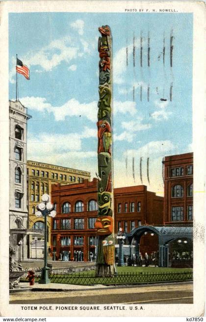 Seattle - Totem Pole - Pioneer Square