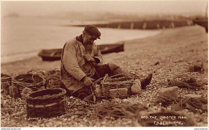 England - EASTBOURNE The Lobster Man