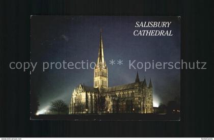 72431613 Salisbury Wiltshire Kathedrale Nacht Salisbury