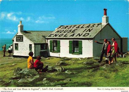 73984980 Cornwall  UK The First and Last House in England Land's End