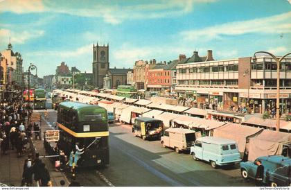 ROYAUME-UNI - Market day High street - Stockton on tees - voitures - animé - Carte Postale