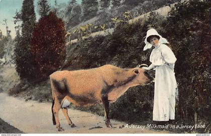 Jersey - A Jersey milkmaid in a Jersey lane - Publ. unknown 3510