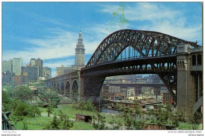 Detroit, Bridge over Cuyahoga River, old postcard travelled ? bb 150929