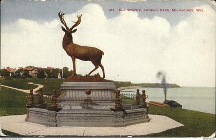 11328733 Milwaukee_Wisconsin Elk Statue Juneau Park