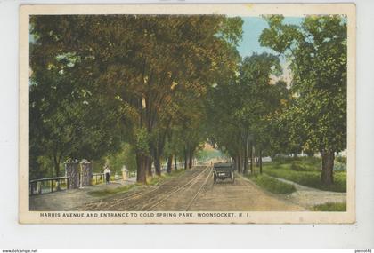 U.S.A. - RHODE ISLAND - WOONSOCKET - Harris Avenue and Entrance to Cold Spring Park