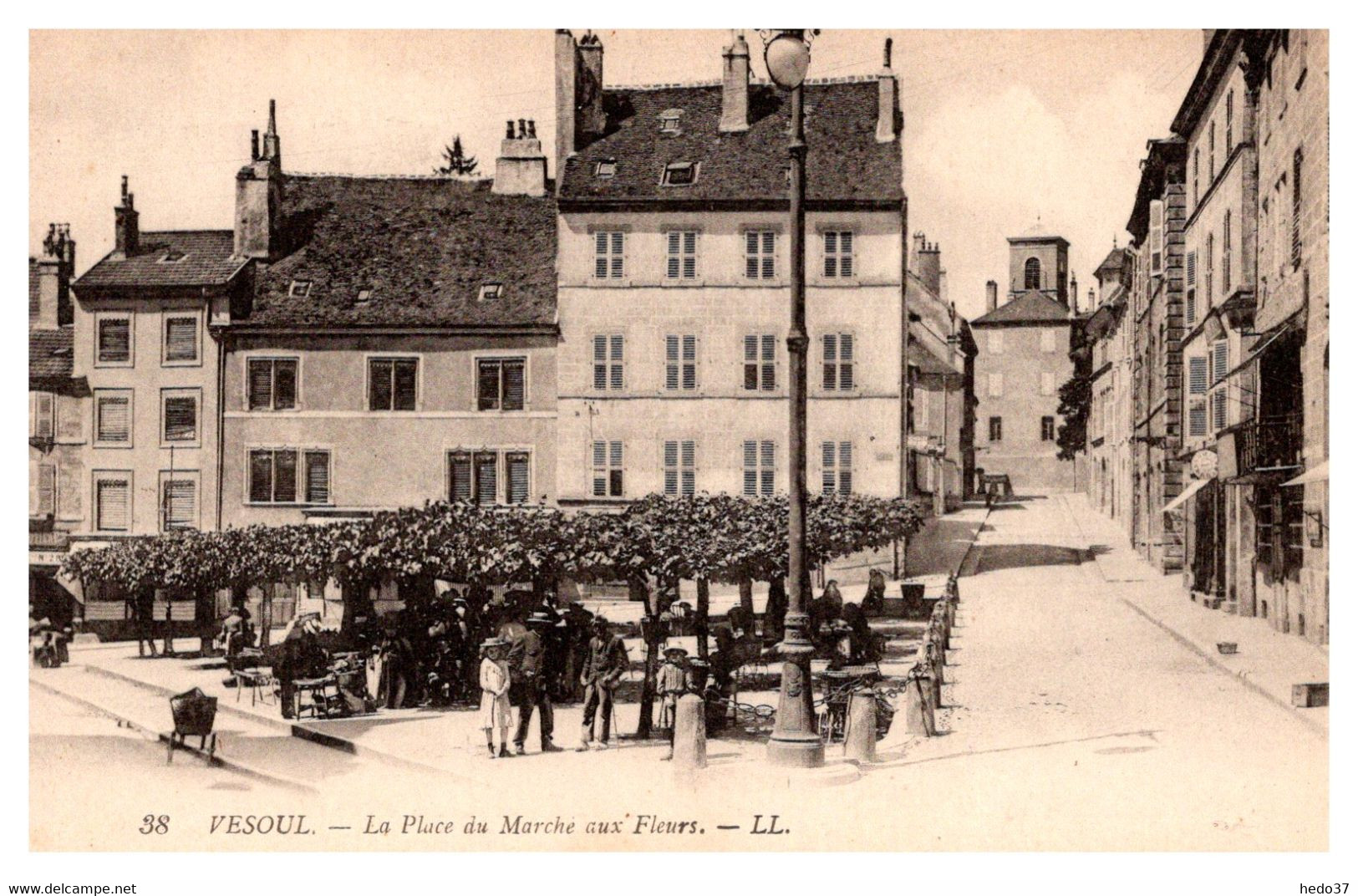 Vesoul - Place du Marché aux Fleurs