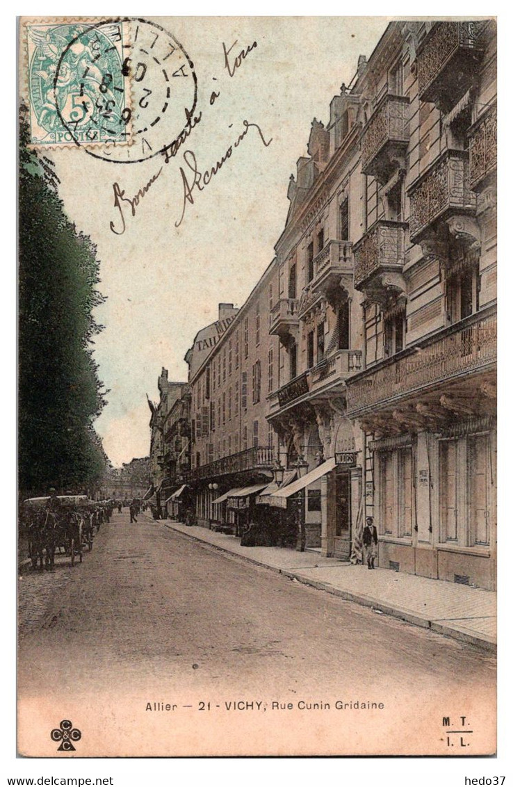 Vichy - Rue Cunin Gridaine