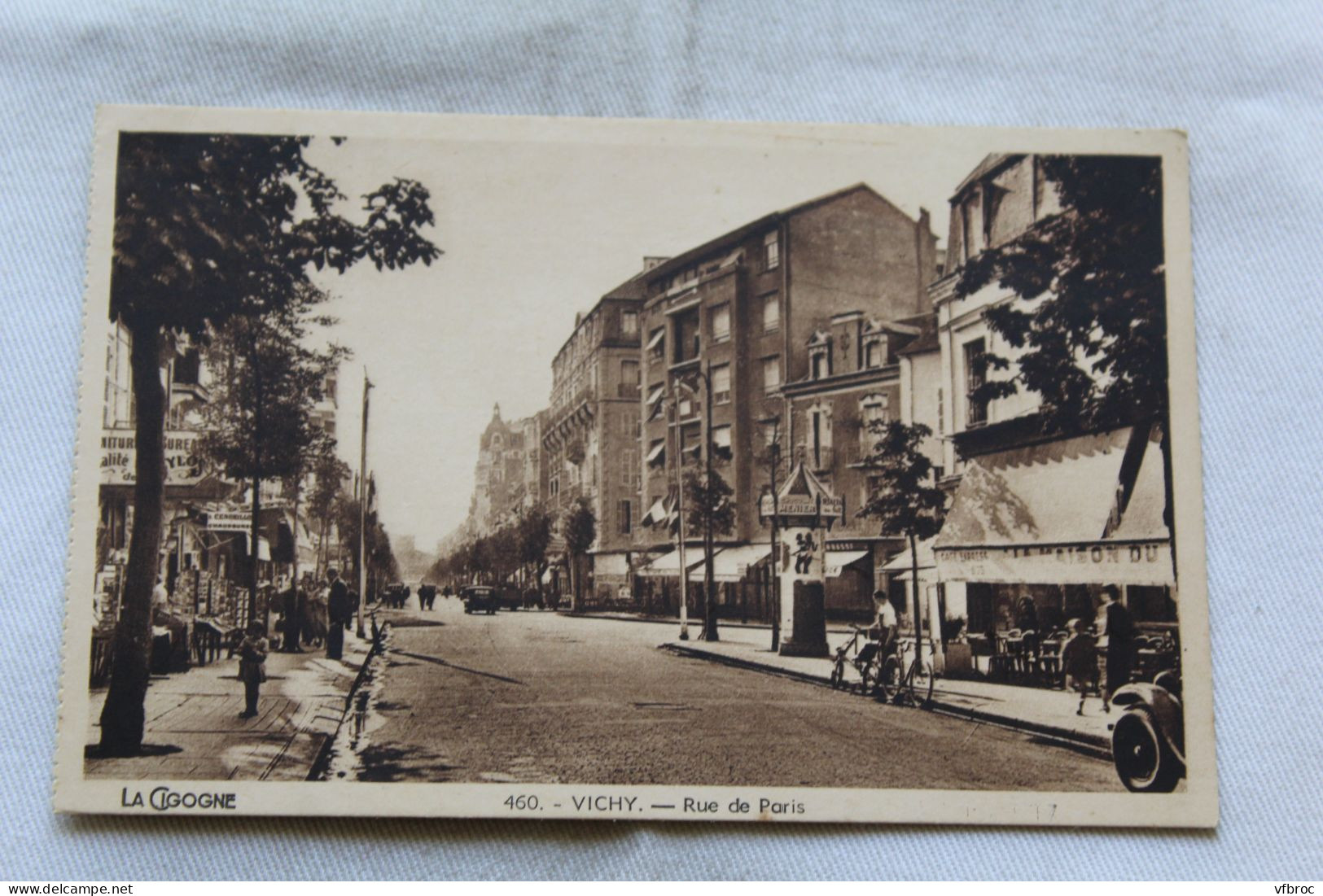 Vichy, rue de Paris, Allier 03