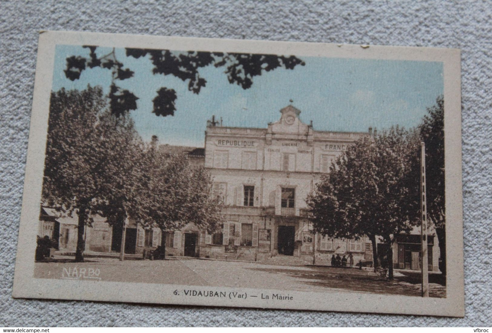 Vidauban, la mairie, Var 83