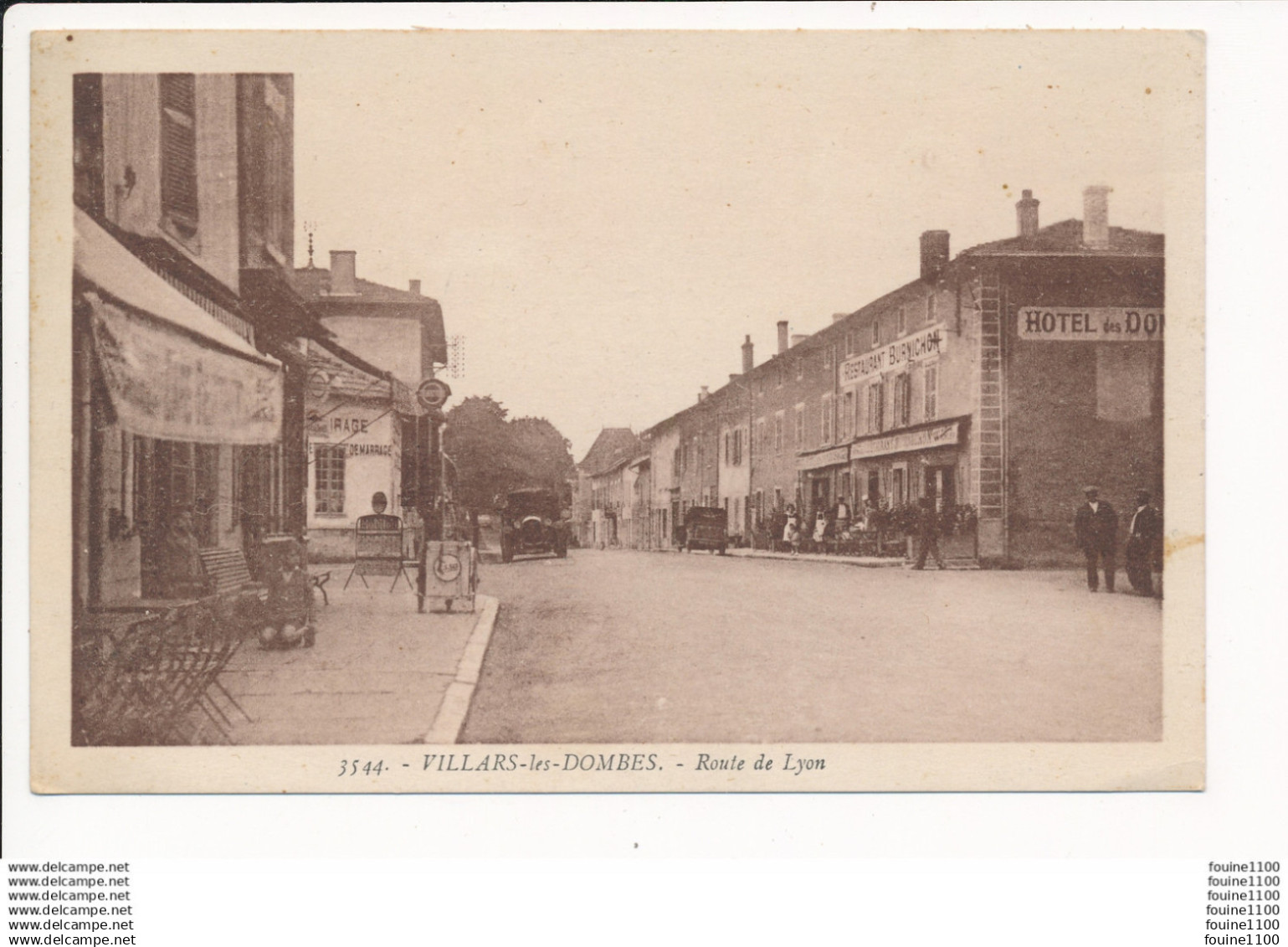 VILLARS LES DOMBES ( pompe à essence ESSO / restaurant Burnichon  )