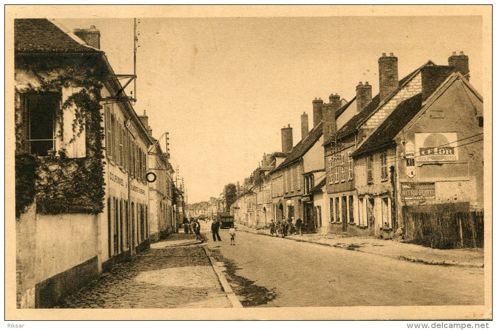 VILLENEUVE L ARCHEVEQUE(YONNE)