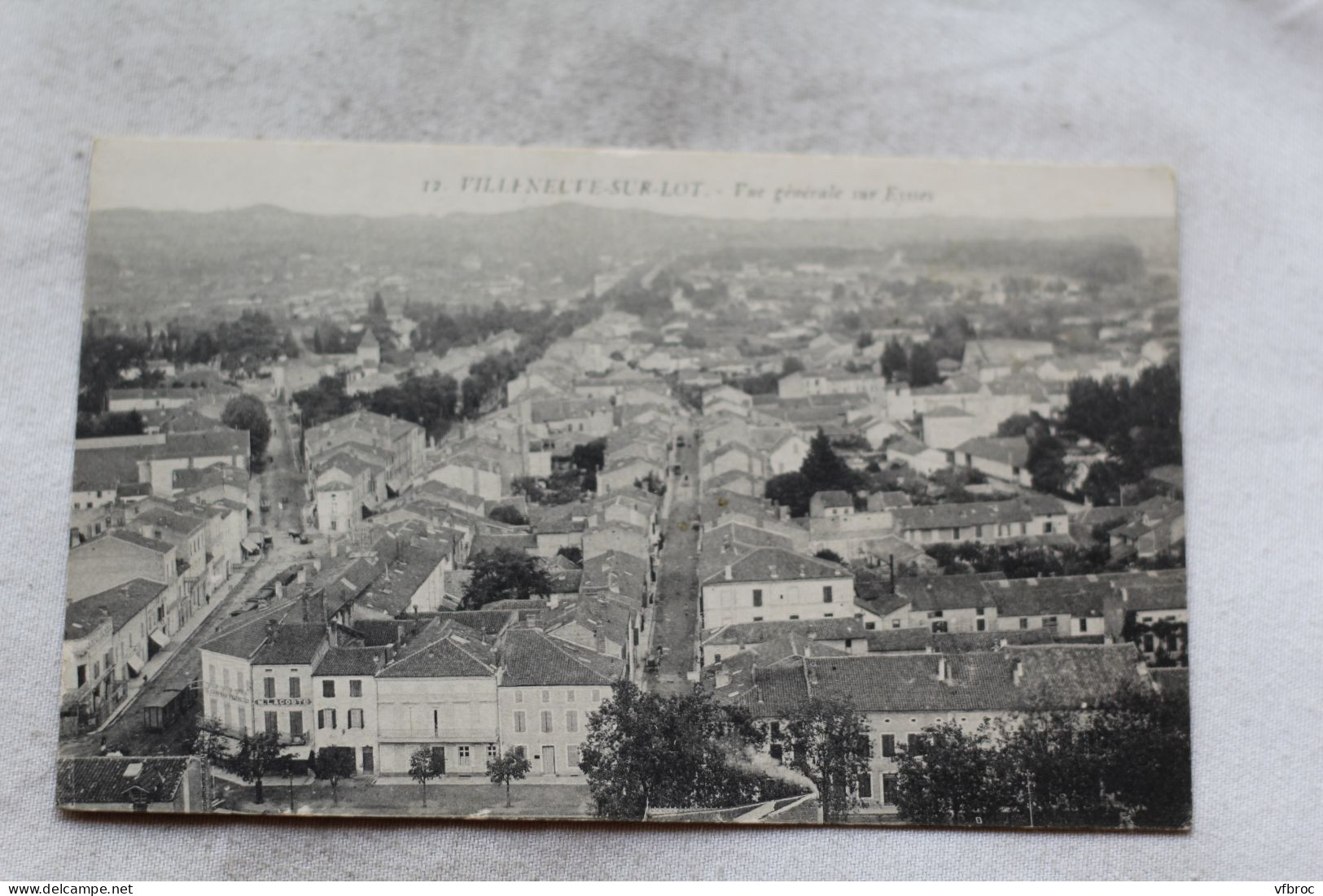 Villeneuve sur Lot, vue générale sur Eysses, Lot et Garonne 47