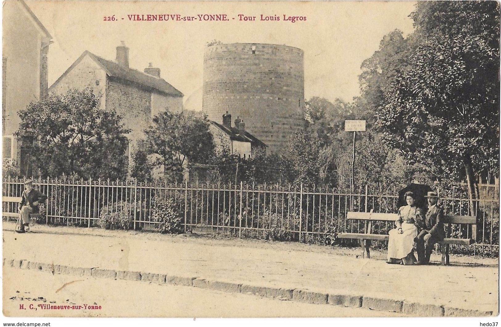 Villeneuve-sur-Yonne - Tour Louis Legros