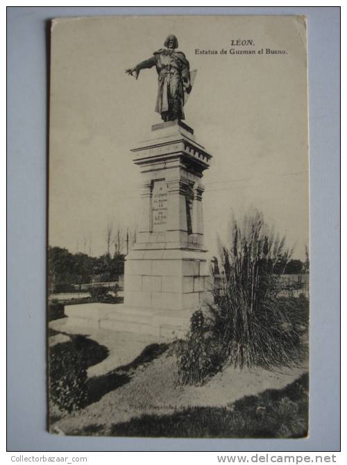 Vintage CA 1900 Postcard AK Spain Leon Guzman el bueno statue