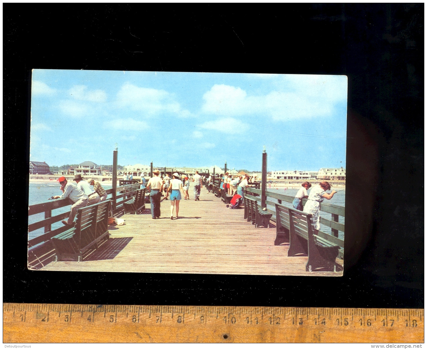 VIRGINIA BEACH VA : view taken from end of 1912 foot fishing pier towards the beach  1952