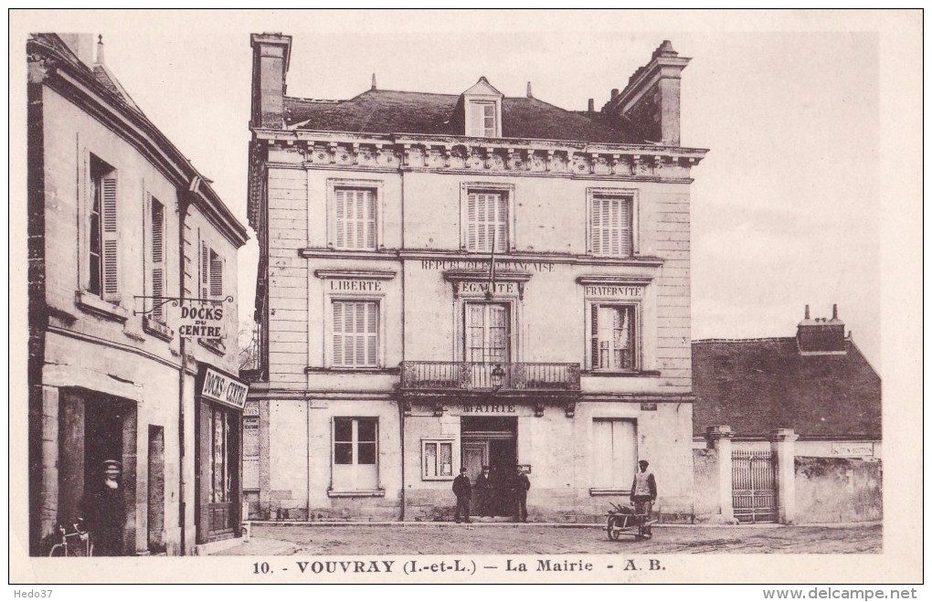 Vouvray - La Mairie