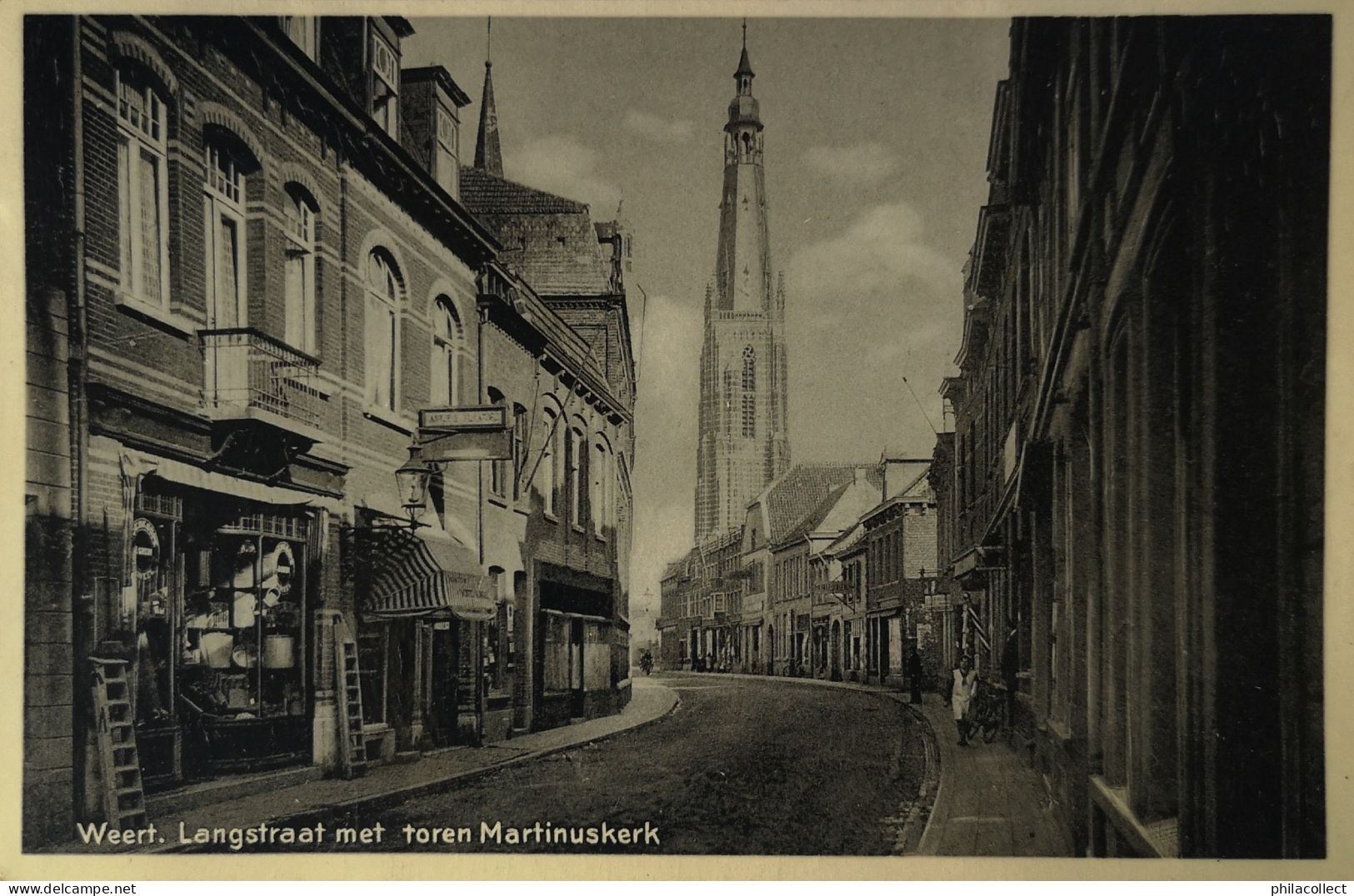 Weert // Langstraat met Toren Martinuskerk (Winkels) 1934