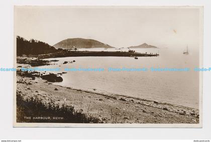 C019289 Herm. The Harbour. RP. Postcard