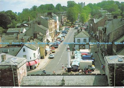 D007076 Appleby in Westmorland. St. Lawrence Church. Boroughgate to the Castle.