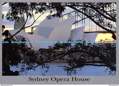 D015423 Sydney Opera House. New South Wales. Australia. Sydney Opera House at da