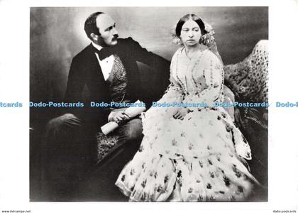 D091080 Queen Victoria and Prince Albert. Roger Fenton in 1854. Crown. Victoria