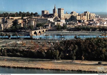 D129176 Avignon Le Pont Saint Benezet le Petit Palais et le Palais des Papes vus